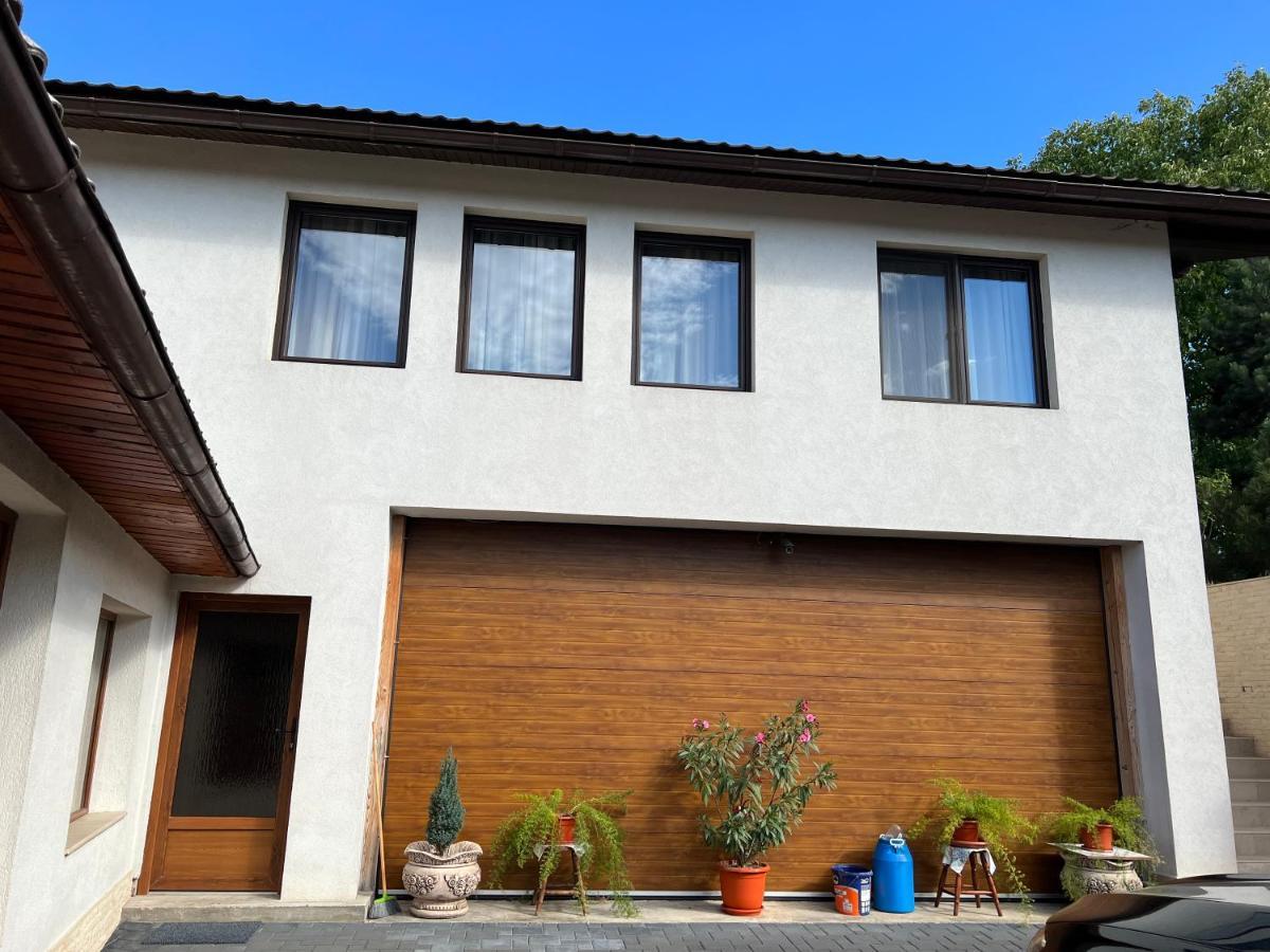 Casa Rafael Sighetu Marmatiei Exterior photo